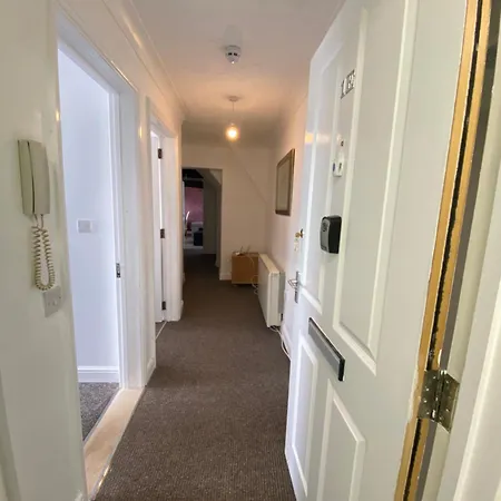 Spacious One Bedroom Flat With River View, 1E Great Yarmouth Exterior photo