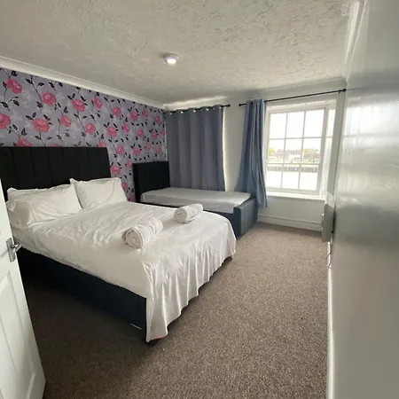Spacious One Bedroom Flat With River View, 1E Great Yarmouth Exterior photo
